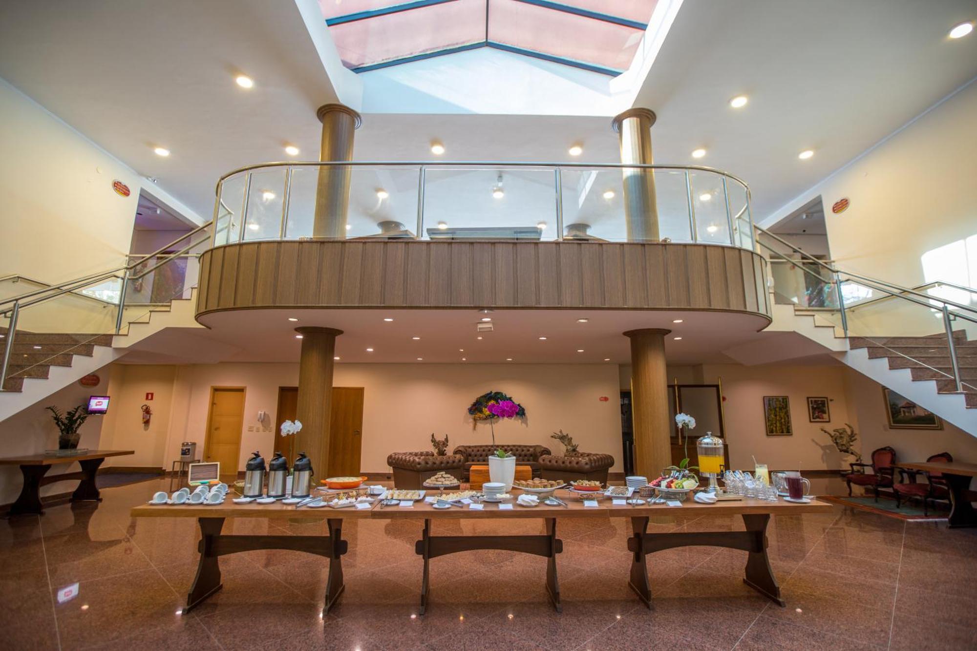 Hotel Villa Rossa São Roque Buitenkant foto